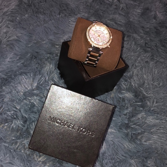 Michael Kors Women’s Watch. - Picture 3 of 3
